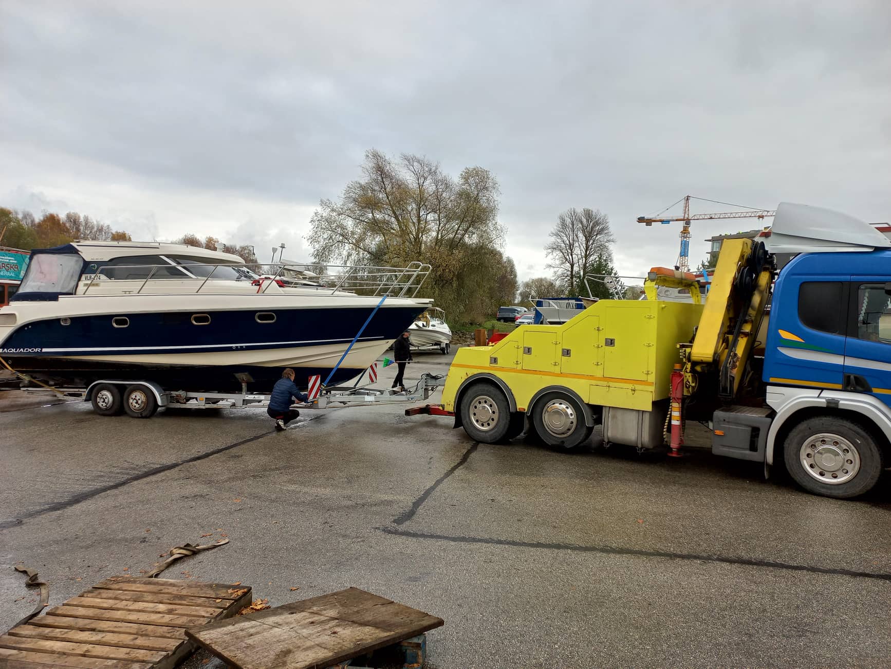 Rasketehnika Vintsimine Puksiiriga. Paadi transport - Beckeri Puksiirid