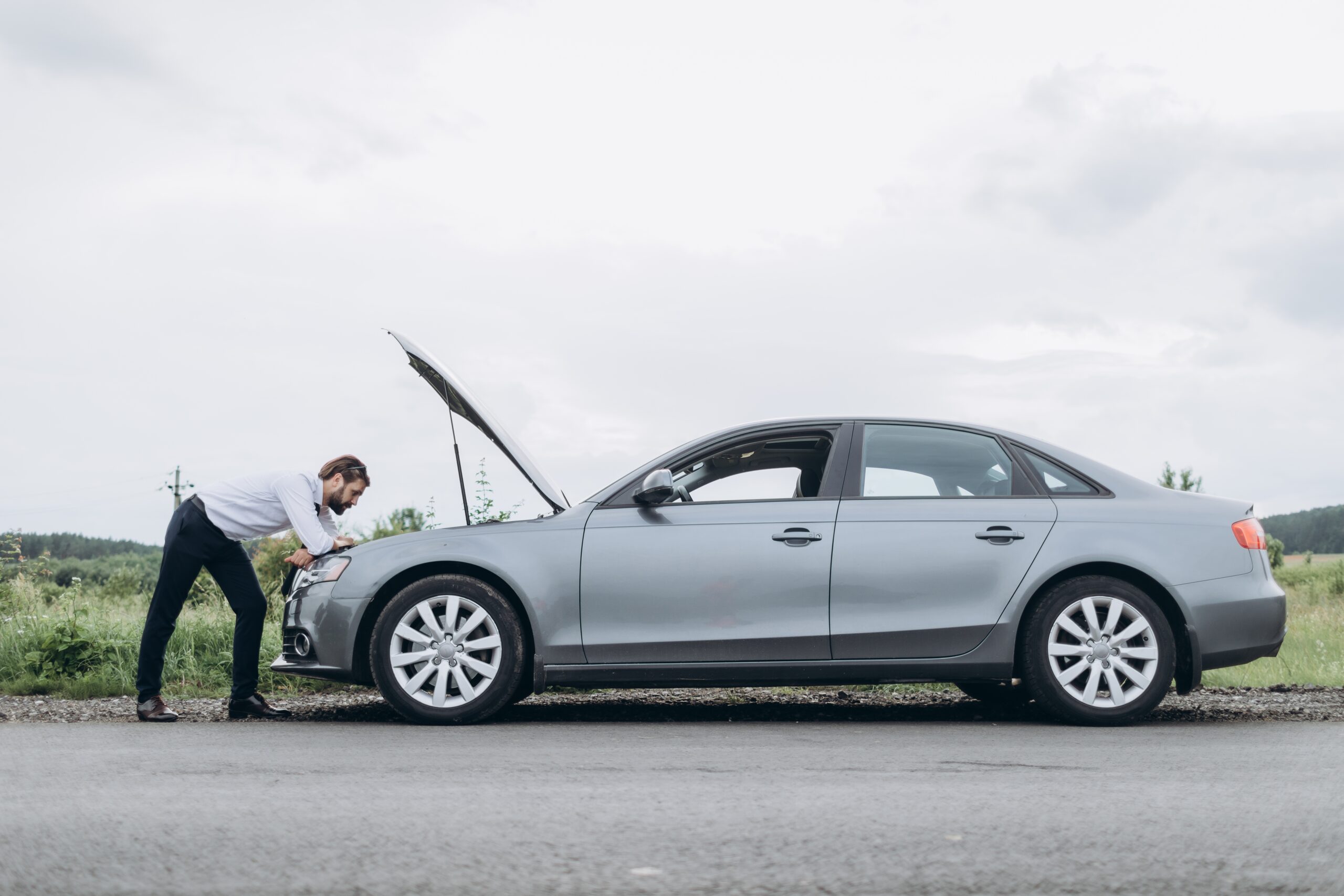 Auto pukseerimine mootoririkke korral